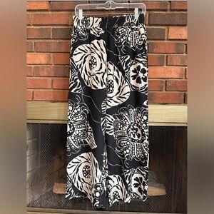 🛍️ Christian Siriano wide leg pants with pockets and elastic waist Size medium